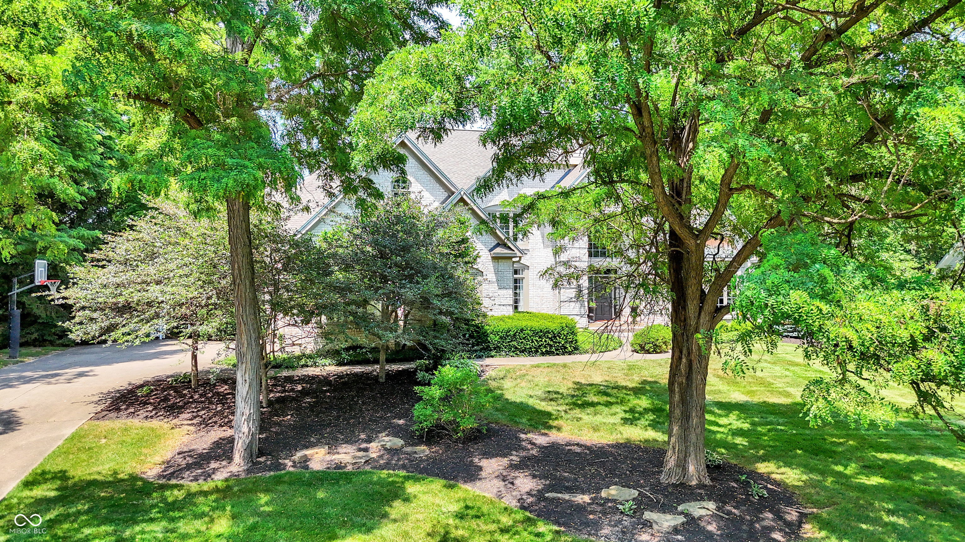 Zionsville, Indiana, 46077, United States, 5 Bedrooms Bedrooms, ,5 BathroomsBathrooms,Residential,For Sale,1978641