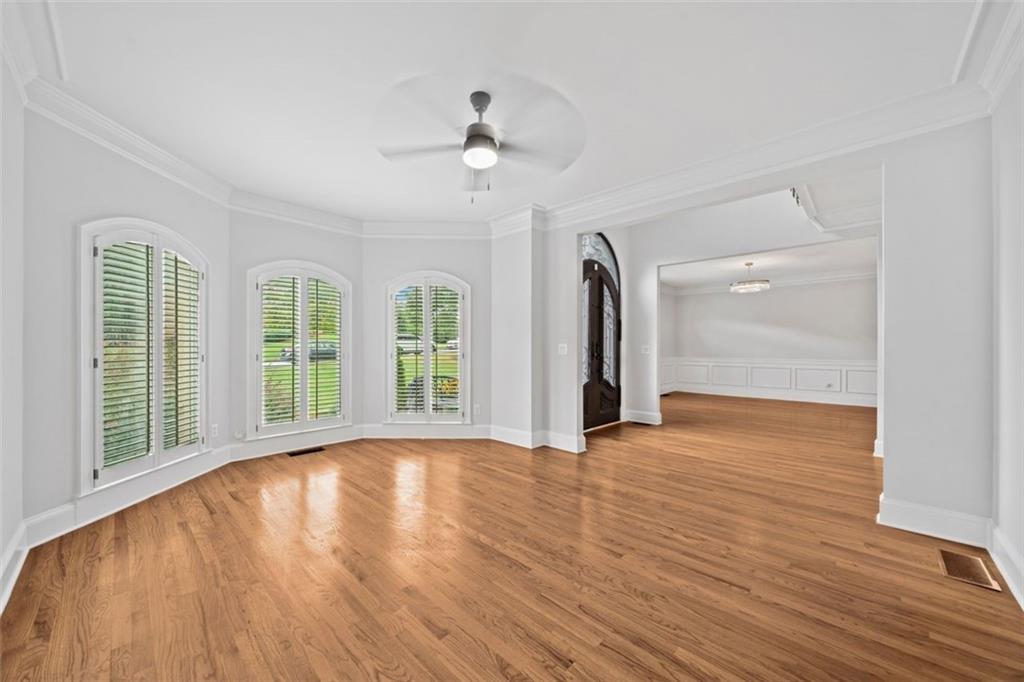 Atlanta, Georgia, 30331, United States, 6 Bedrooms Bedrooms, ,5 BathroomsBathrooms,Residential,For Sale,1906537