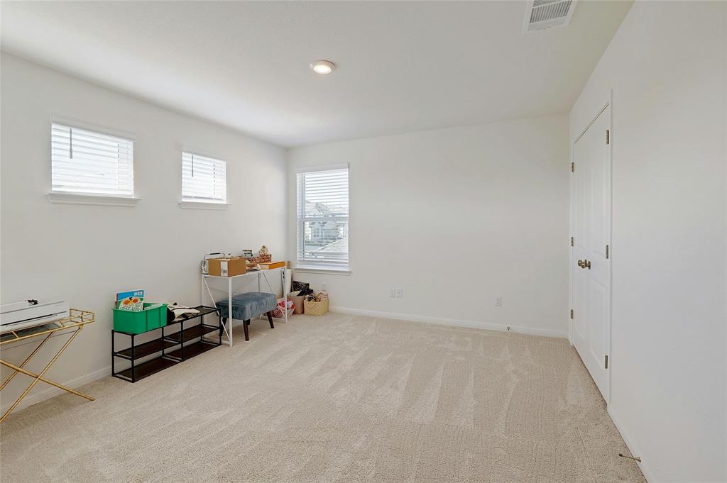 Leander, Texas, 78641, United States, 4 Bedrooms Bedrooms, ,4 BathroomsBathrooms,Residential,For Sale,1753153