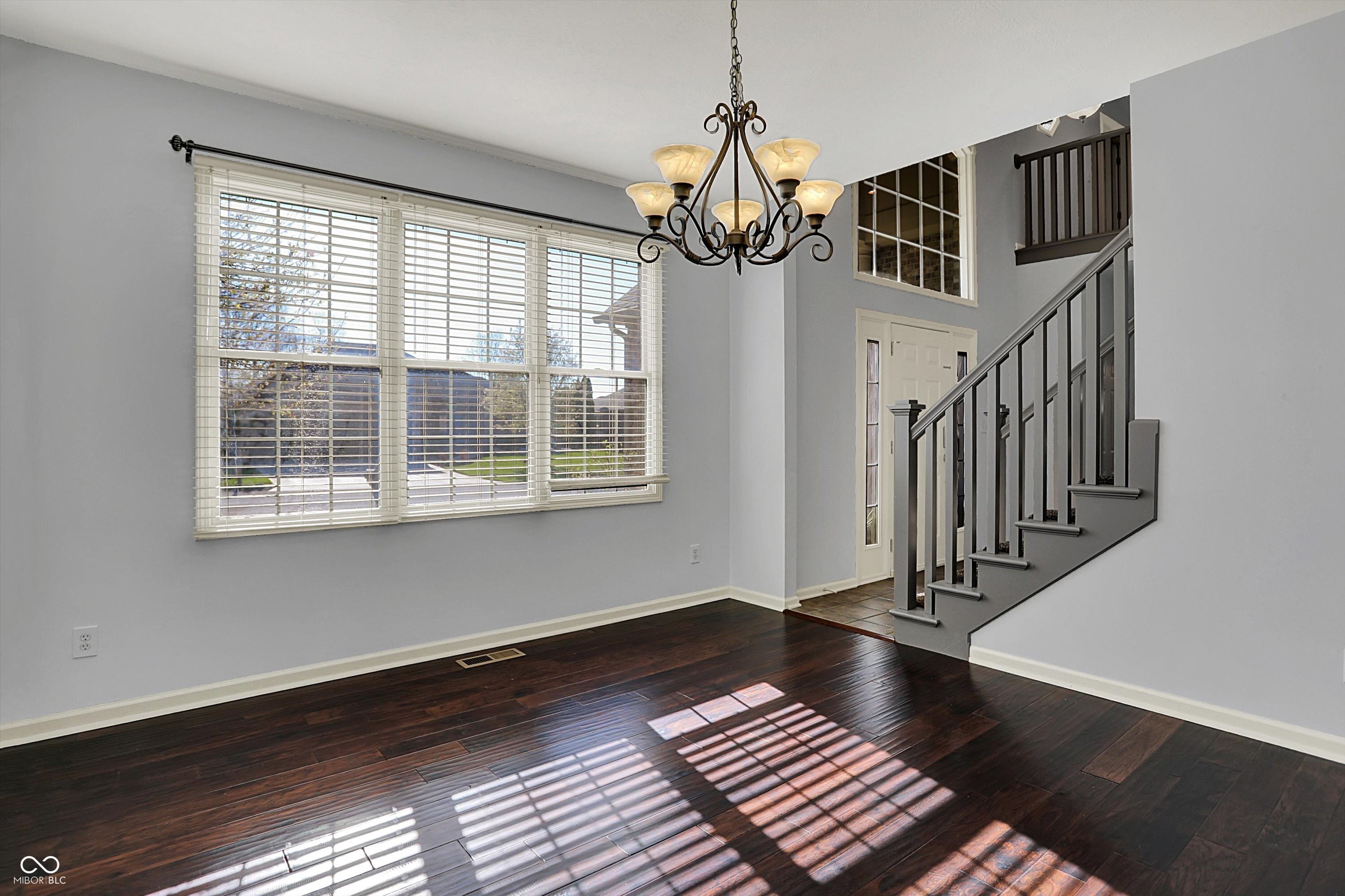 Greenwood, Indiana, 46142, United States, 4 Bedrooms Bedrooms, ,3 BathroomsBathrooms,Residential,For Sale,1921010