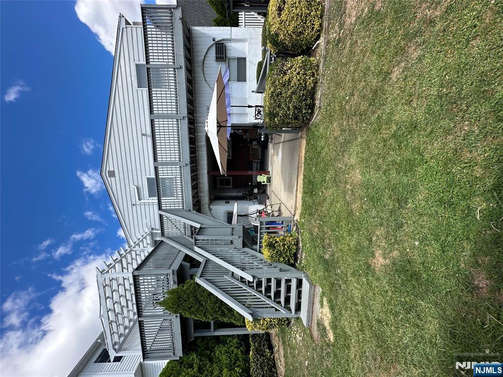 Secaucus, New Jersey, 07094, United States, 8 Bedrooms Bedrooms, ,5 BathroomsBathrooms,Residential,For Sale,1938103