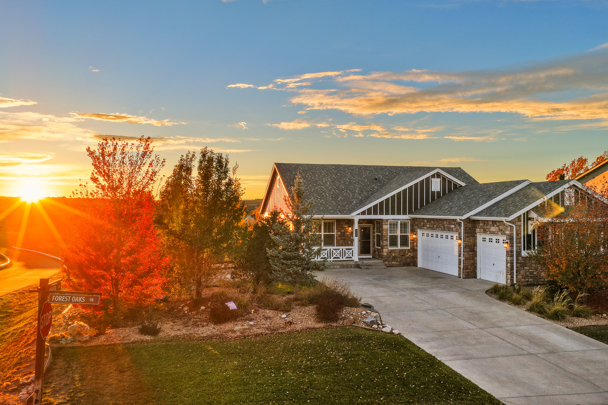  Experience elevated Colorado living in this exceptional ranch-style home. - 物件實景