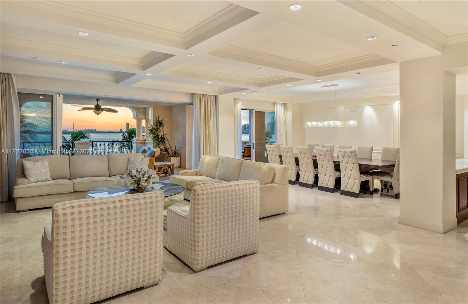 Miami Beach, Florida, 33109, United States, 4 Bedrooms Bedrooms, ,5 BathroomsBathrooms,Residential,For Sale,1858319
