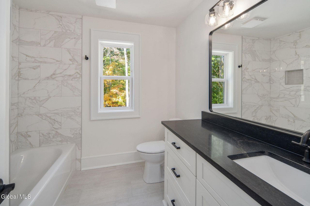 Lake George, New York, 12845, United States, 3 Bedrooms Bedrooms, ,3 BathroomsBathrooms,Residential,For Sale,1960520