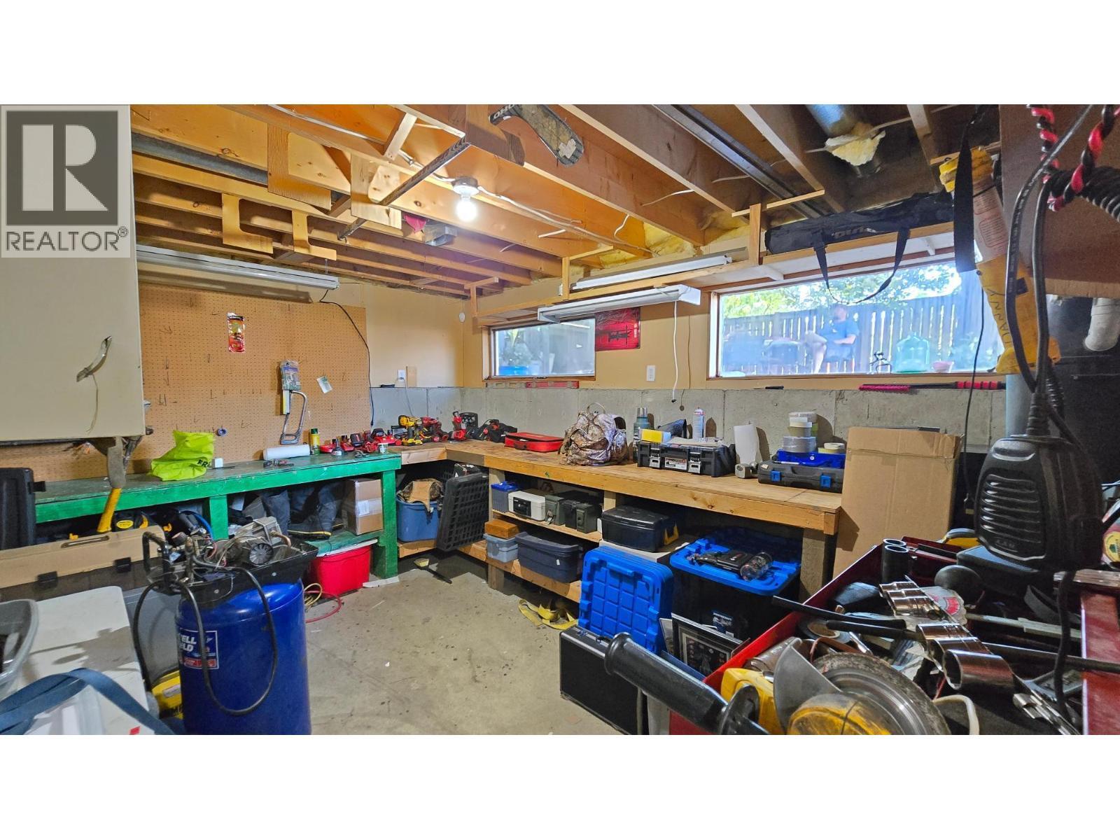 KAMLOOPS, British Columbia, V2C 4Y6, CA, 3 Bedrooms Bedrooms, ,2 BathroomsBathrooms,Residential,For Sale,1950750