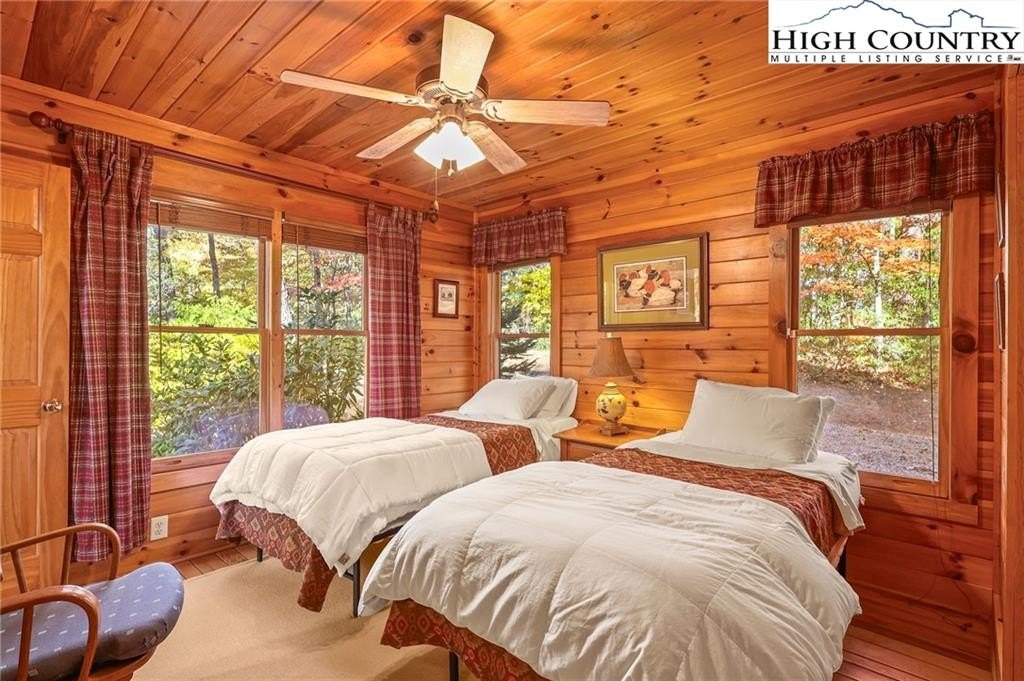 Ferguson, North Carolina, 28624, United States, 2 Bedrooms Bedrooms, ,2 BathroomsBathrooms,Residential,For Sale,1996766