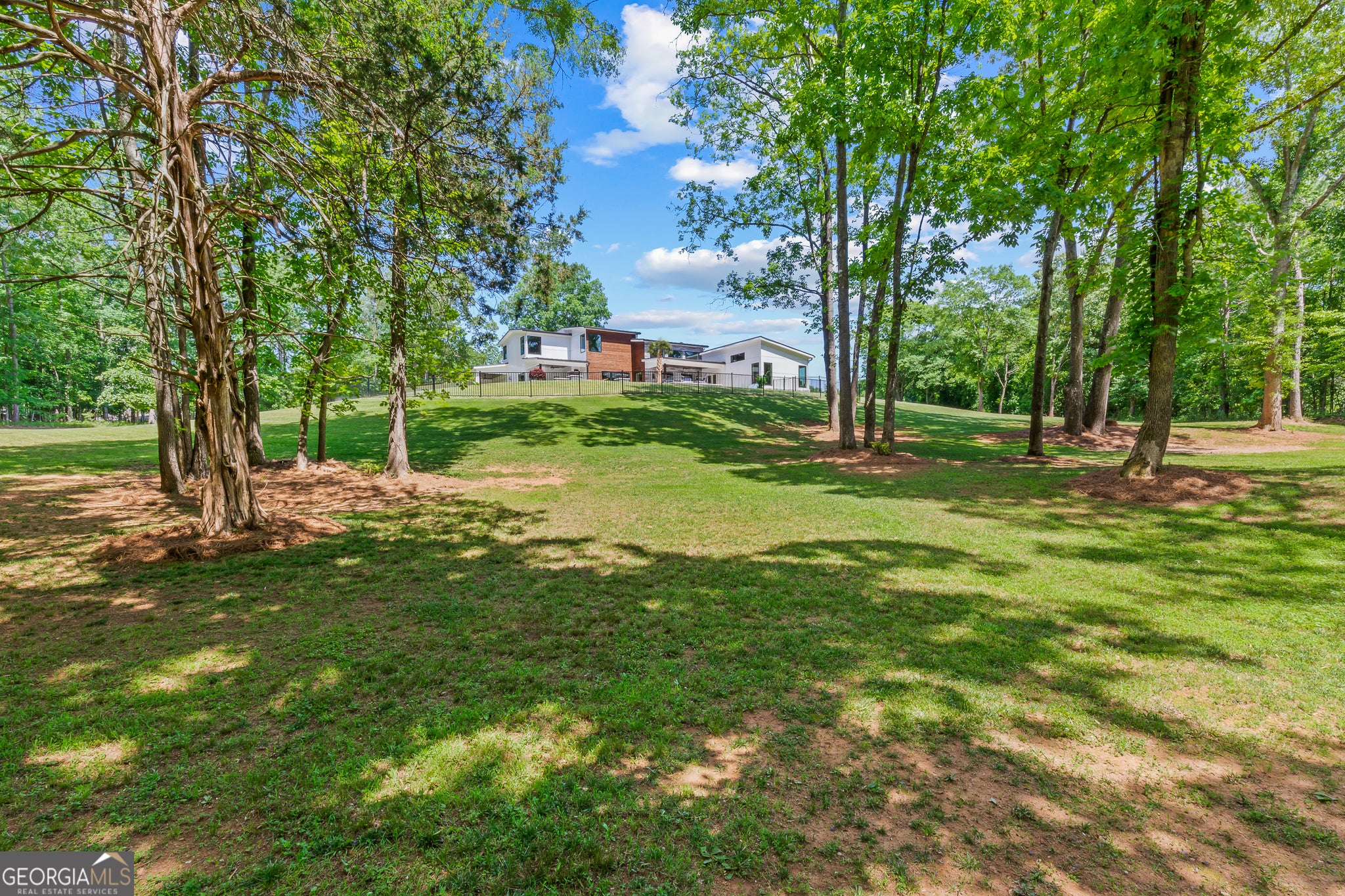 Tyrone, Georgia, 30290, United States, 4 Bedrooms Bedrooms, ,4 BathroomsBathrooms,Residential,For Sale,1920304