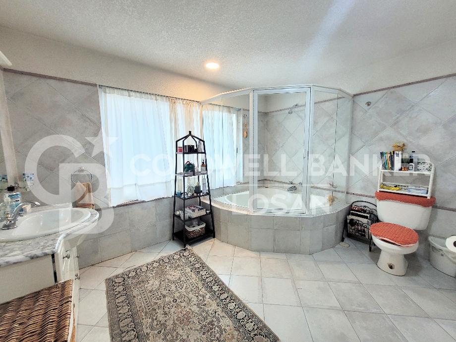 Naucalpan de Juárez, Estado de méxico, 53100, Mexico, 4 Bedrooms Bedrooms, ,4 BathroomsBathrooms,Residential,For Sale,1917894