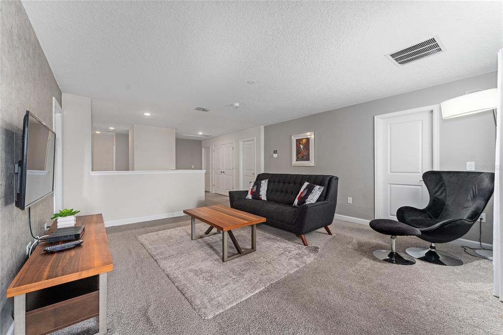 Davenport, Florida, 33896, United States, 8 Bedrooms Bedrooms, ,5 BathroomsBathrooms,Residential,For Sale,1907753