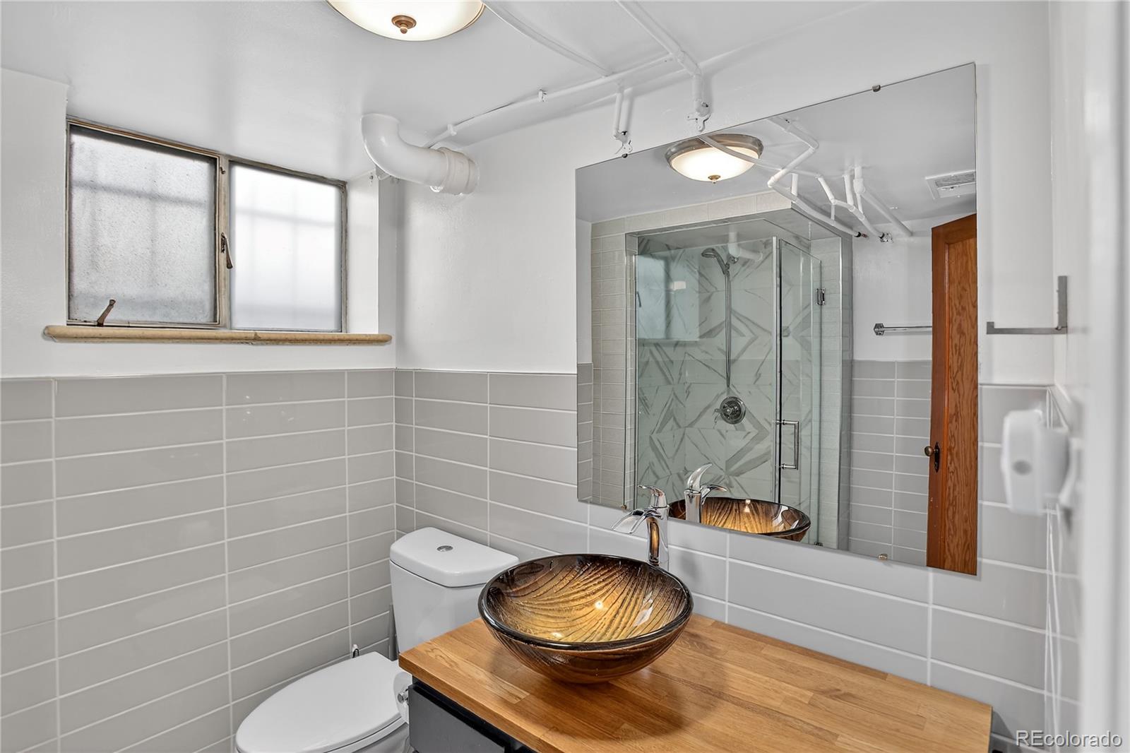 Denver, Colorado, 80211, United States, 4 Bedrooms Bedrooms, ,1 BathroomBathrooms,Residential,For Sale,1902097