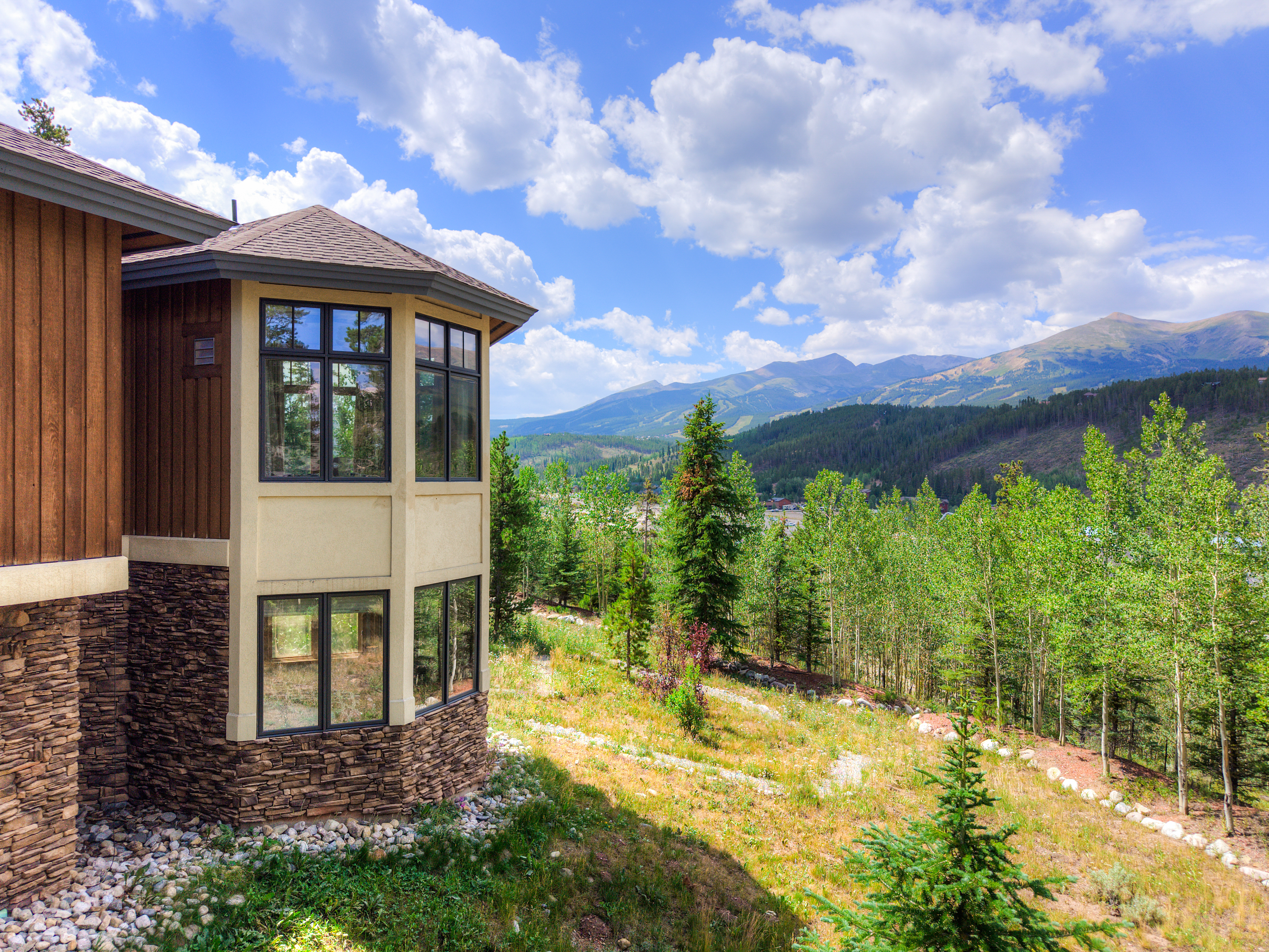  Amazing Mountain Views Located in Breckenridge’s Highlands Neighborhood - 物件實景