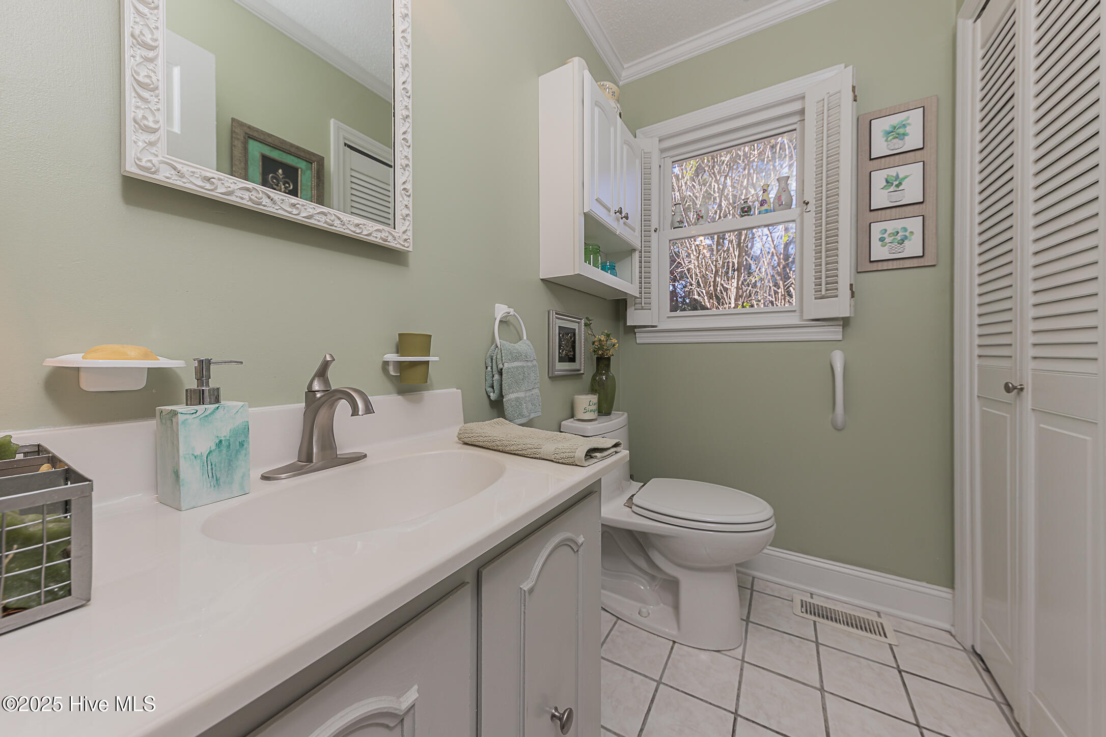 Jacksonville, North Carolina, 28546, United States, 4 Bedrooms Bedrooms, ,3 BathroomsBathrooms,Residential,For Sale,1997796