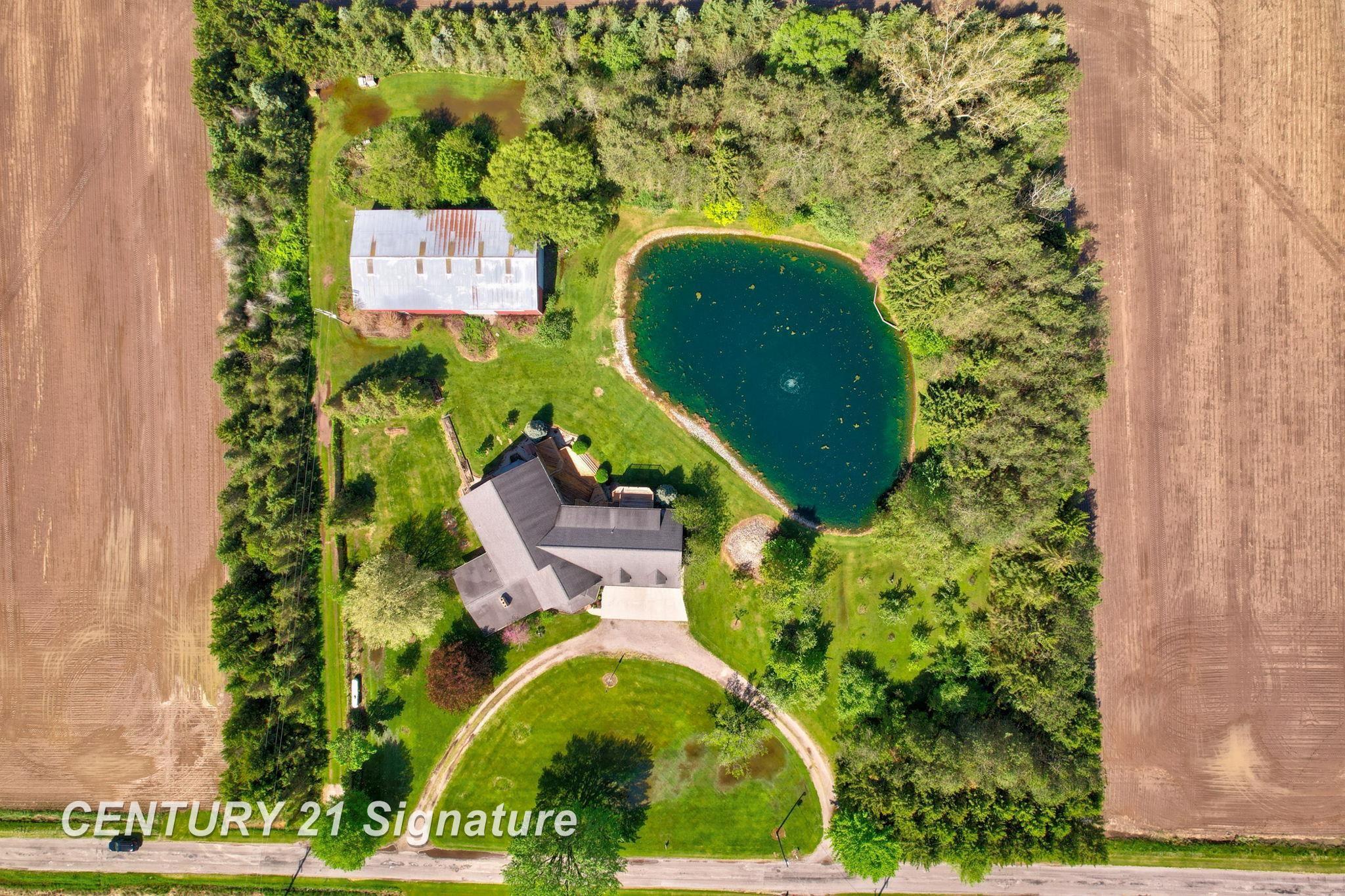 Hemlock, Michigan, 48626, United States, 6 Bedrooms Bedrooms, ,5 BathroomsBathrooms,Residential,For Sale,1984080