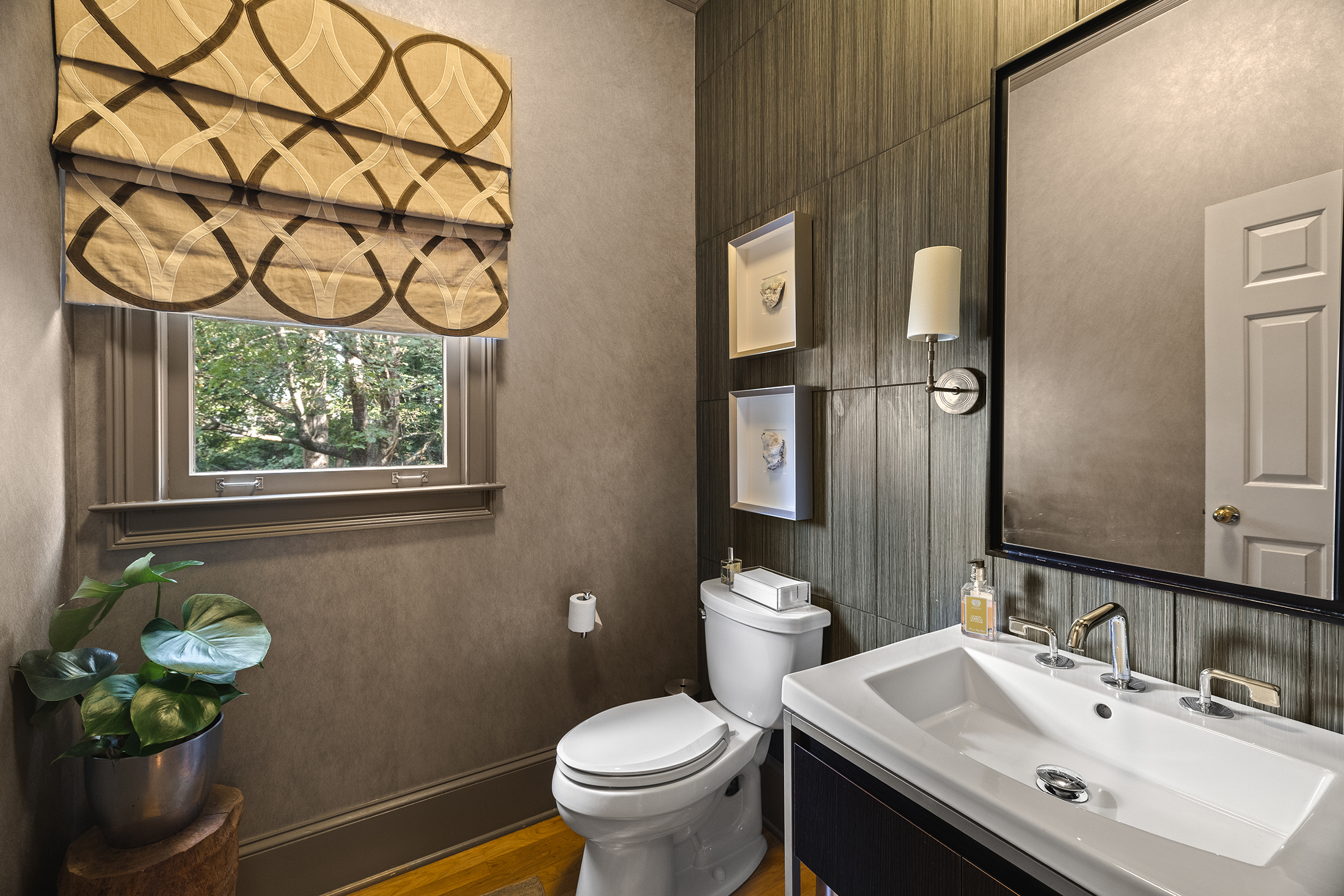  Refined Living on a Quiet Cul-de-sac in Chastain Park - 物件實景