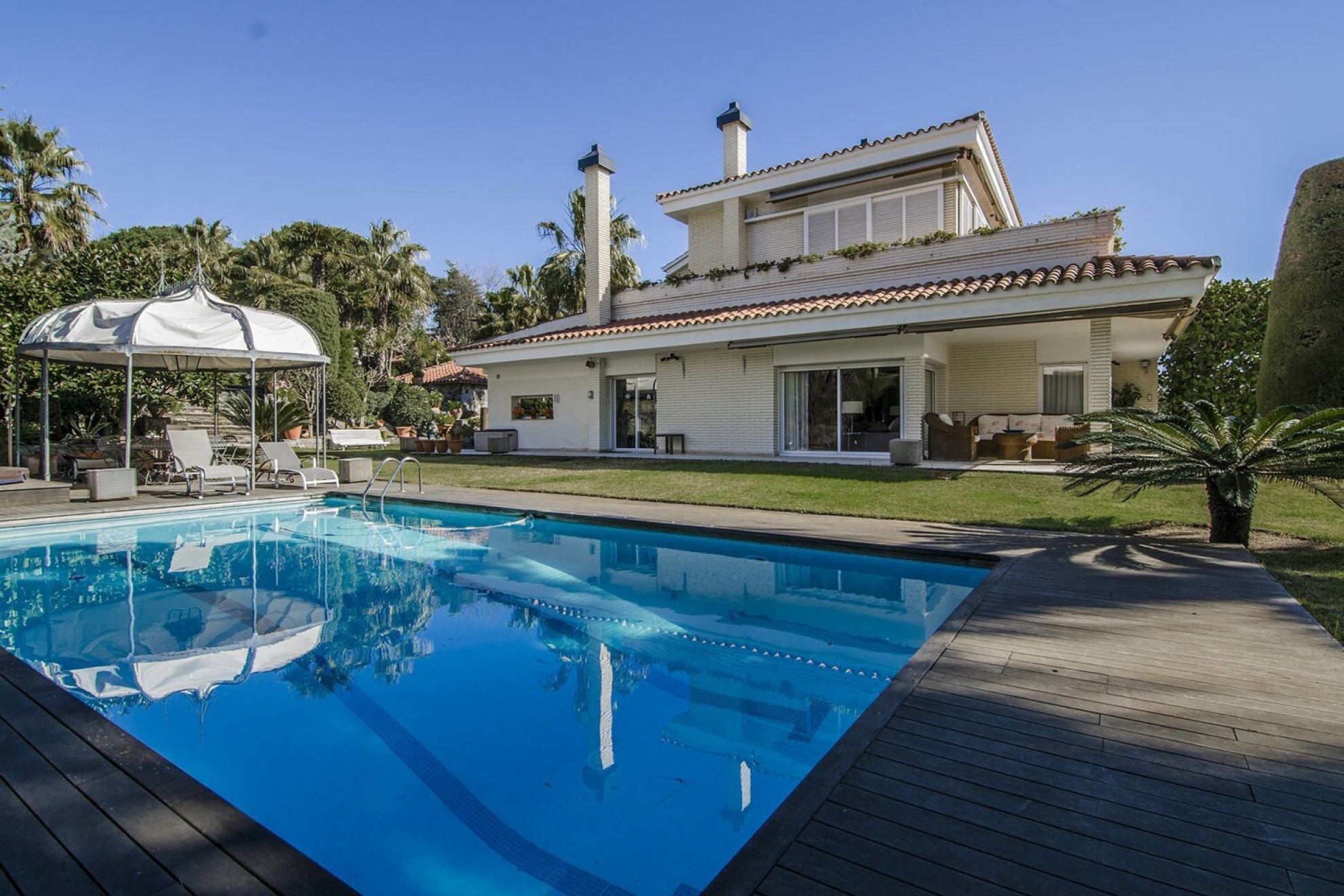  Garden Villa with Sea Views in Can Teixidó - 物件實景
