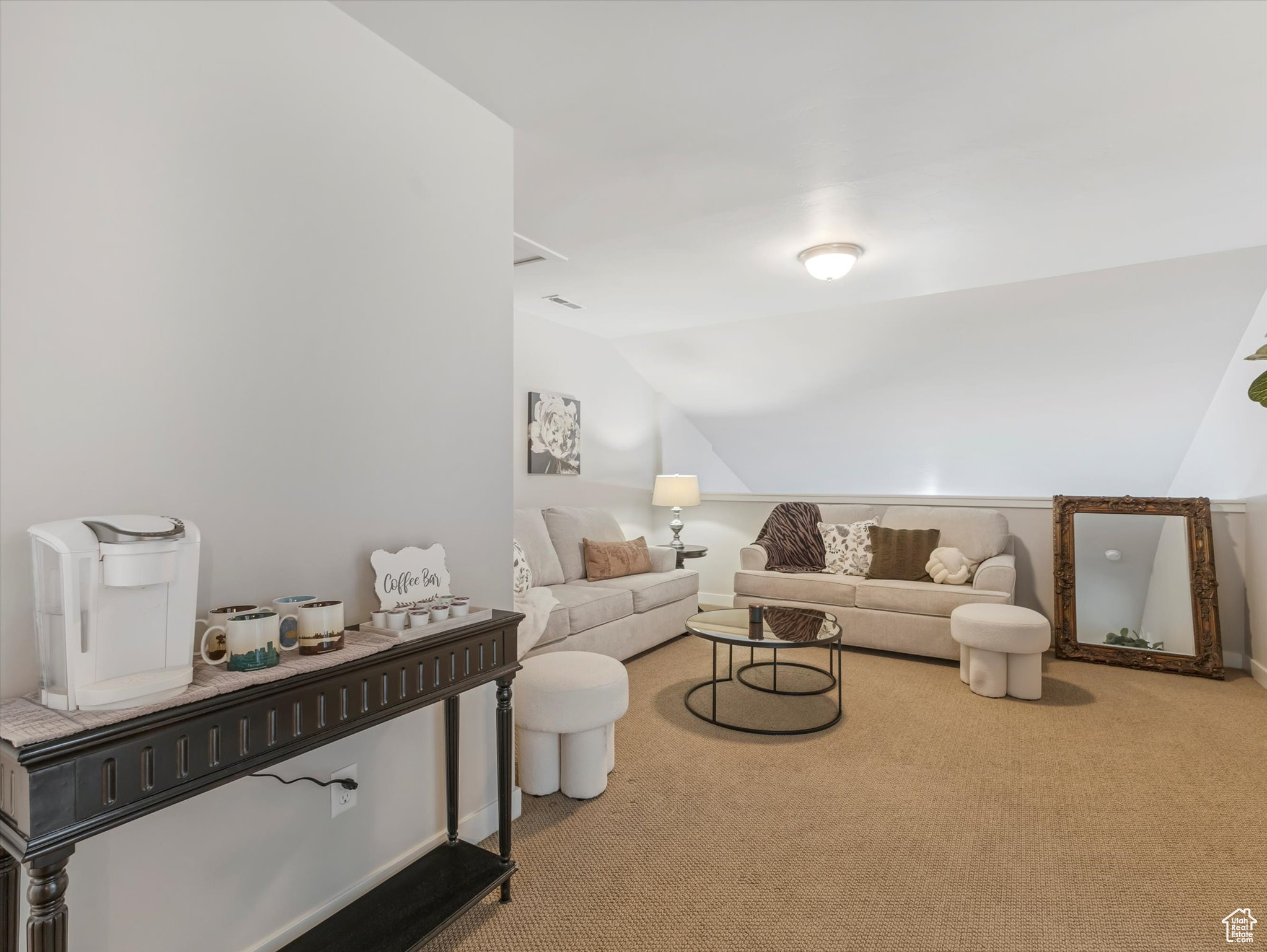 West Jordan, Utah, 84081, United States, 3 Bedrooms Bedrooms, ,3 BathroomsBathrooms,Residential,For Sale,1875821