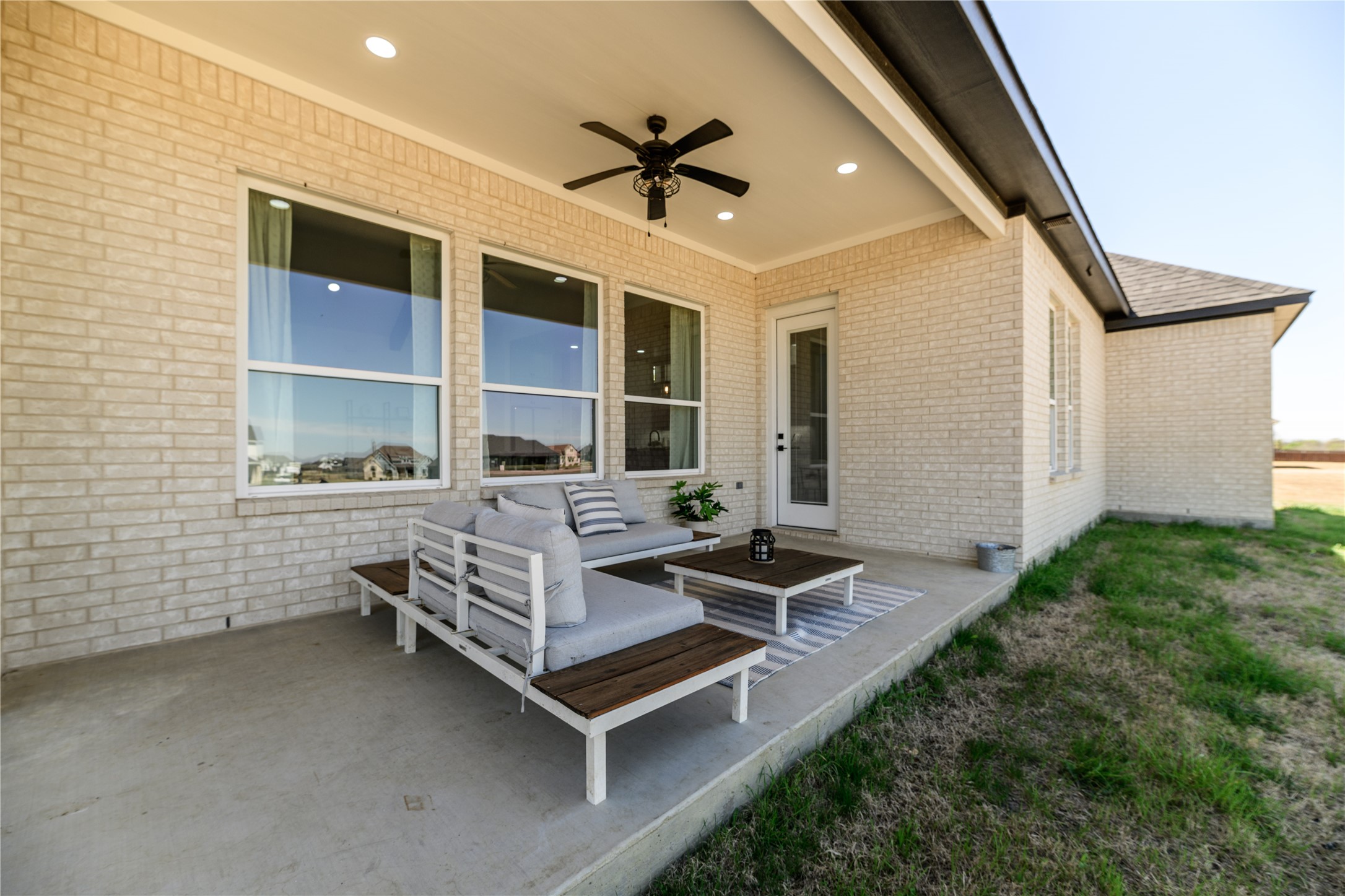 Waxahachie, Texas, 76064, United States, 4 Bedrooms Bedrooms, ,3 BathroomsBathrooms,Residential,For Sale,1857043