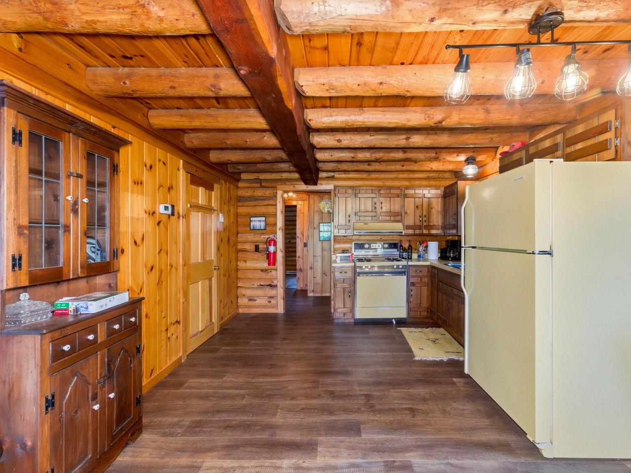 Mercer, Wisconsin, 54547, United States, 3 Bedrooms Bedrooms, ,1 BathroomBathrooms,Residential,For Sale,1975010