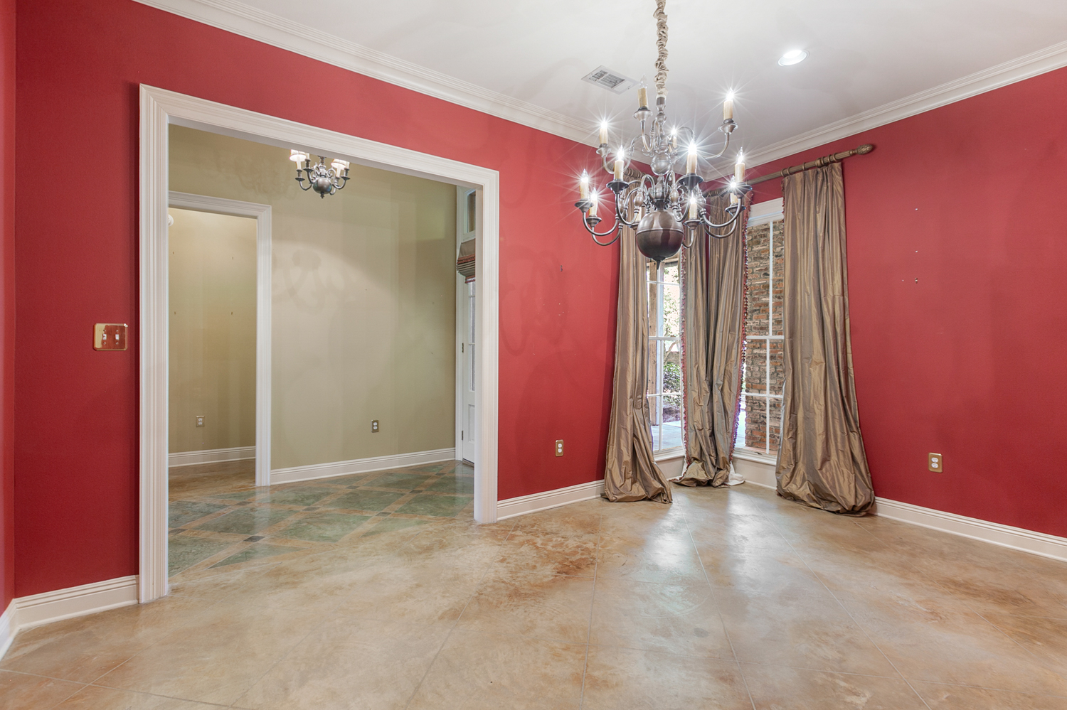 Baton Rouge, Louisiana, 70810, United States, 3 Bedrooms Bedrooms, ,3 BathroomsBathrooms,Residential,For Sale,1917502