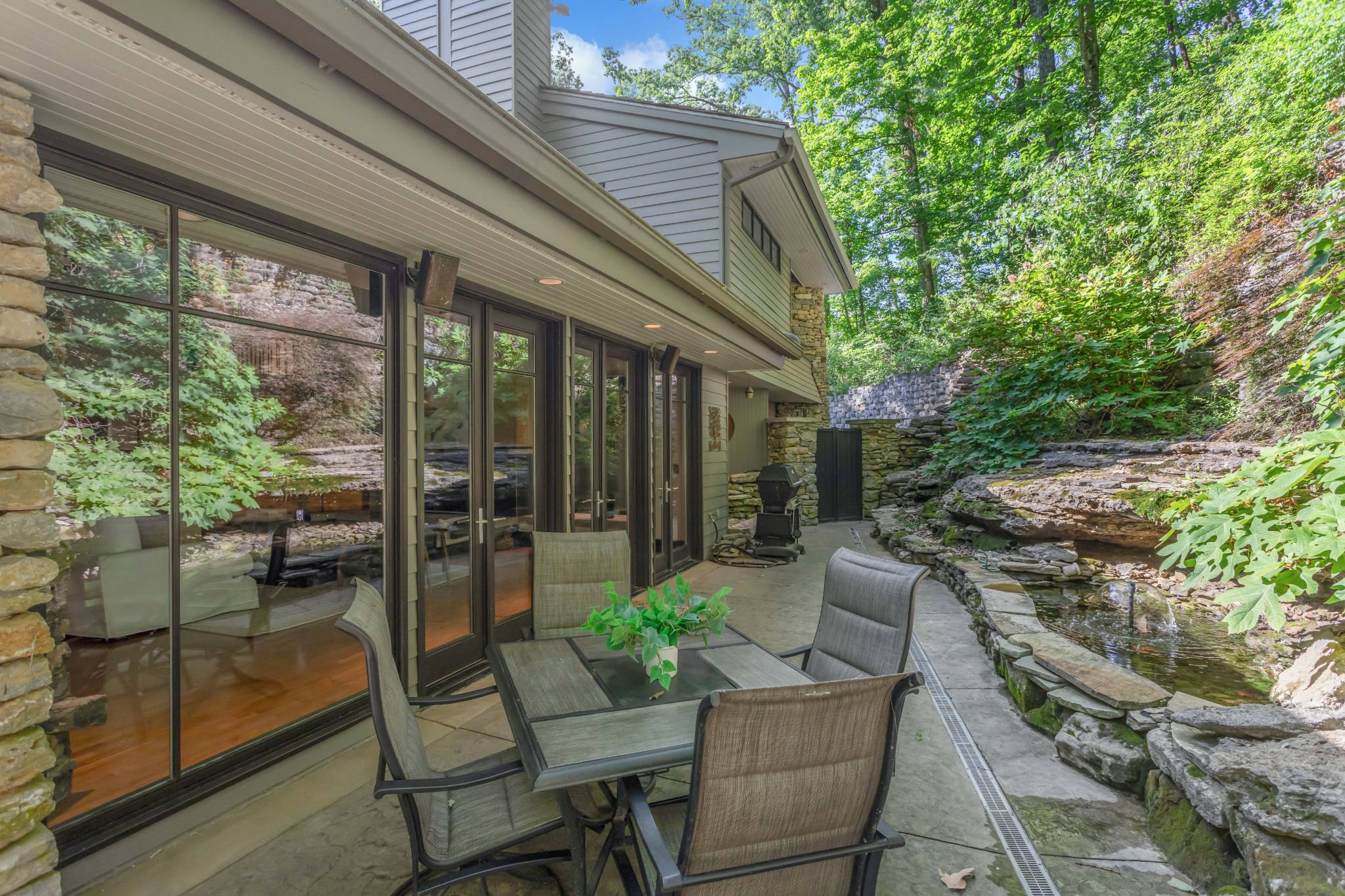  4 Glenn Abbey, Nashville, TN, 37215 - 物件實景