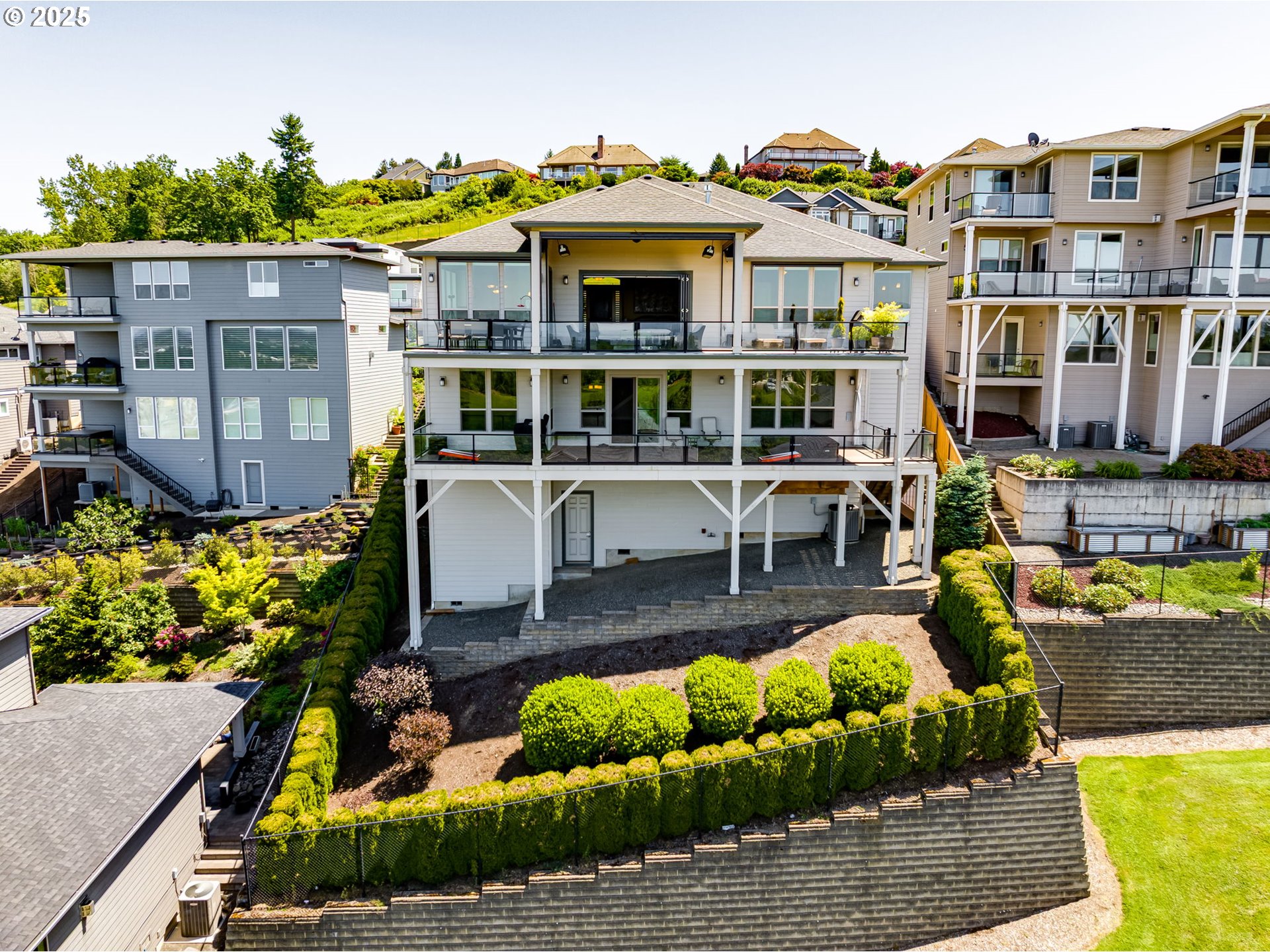 Camas, Washington, 98607, United States, 4 Bedrooms Bedrooms, ,4 BathroomsBathrooms,Residential,For Sale,1837828