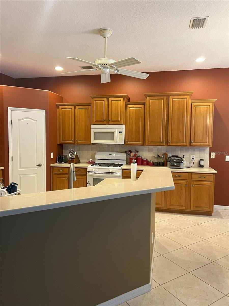 PALM BAY, Florida, 32909, United States, 4 Bedrooms Bedrooms, ,3 BathroomsBathrooms,Residential,For Sale,1978435