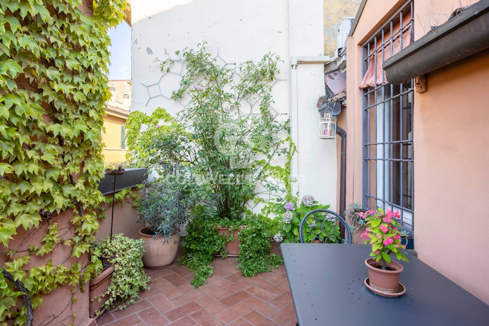 Bologna, Bologna, 40100, IT, 2 Bedrooms Bedrooms, ,1 BathroomBathrooms,Residential,For Sale,1898683