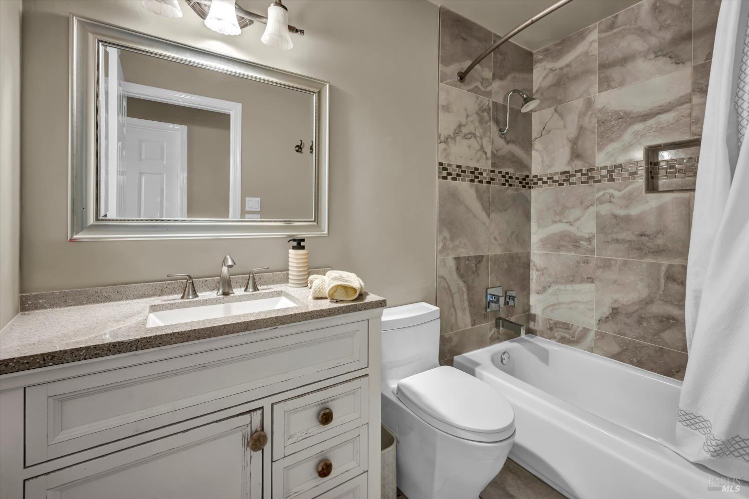 Napa, California, 94558, United States, 4 Bedrooms Bedrooms, ,2 BathroomsBathrooms,Residential,For Sale,1926171