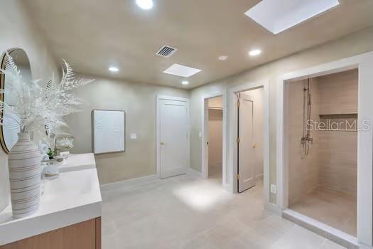 Tampa, Florida, 33629, United States, 4 Bedrooms Bedrooms, ,3 BathroomsBathrooms,Residential,For Sale,1906896