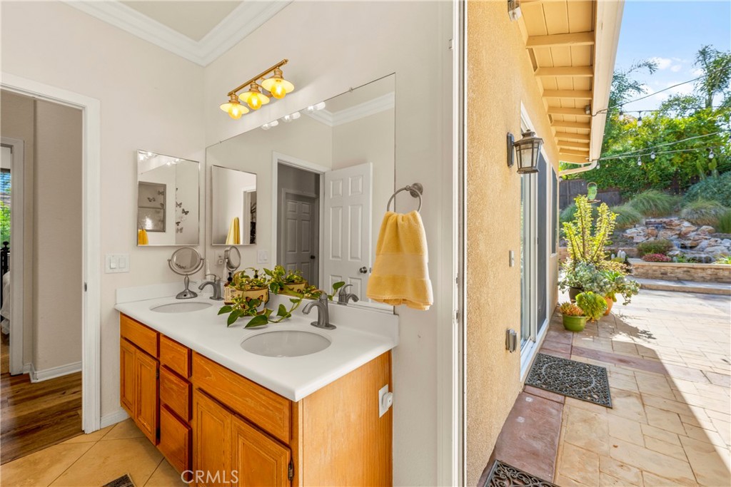 Murrieta, California, 92562, United States, 5 Bedrooms Bedrooms, ,3 BathroomsBathrooms,Residential,For Sale,1837849