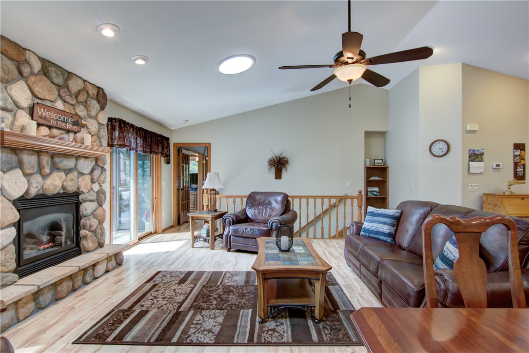 Cornell, Wisconsin, 54732, United States, 3 Bedrooms Bedrooms, ,3 BathroomsBathrooms,Residential,For Sale,1919969