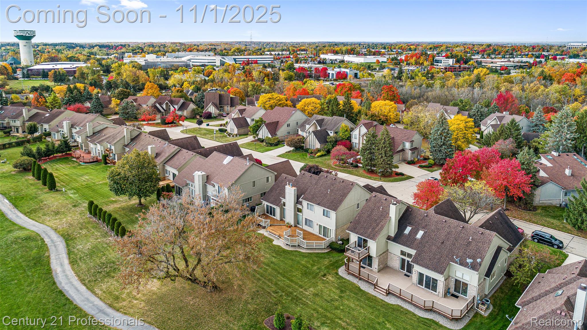 FarmingtonHills, Michigan, 48331, United States, 3 Bedrooms Bedrooms, ,3 BathroomsBathrooms,Residential,For Sale,1983371