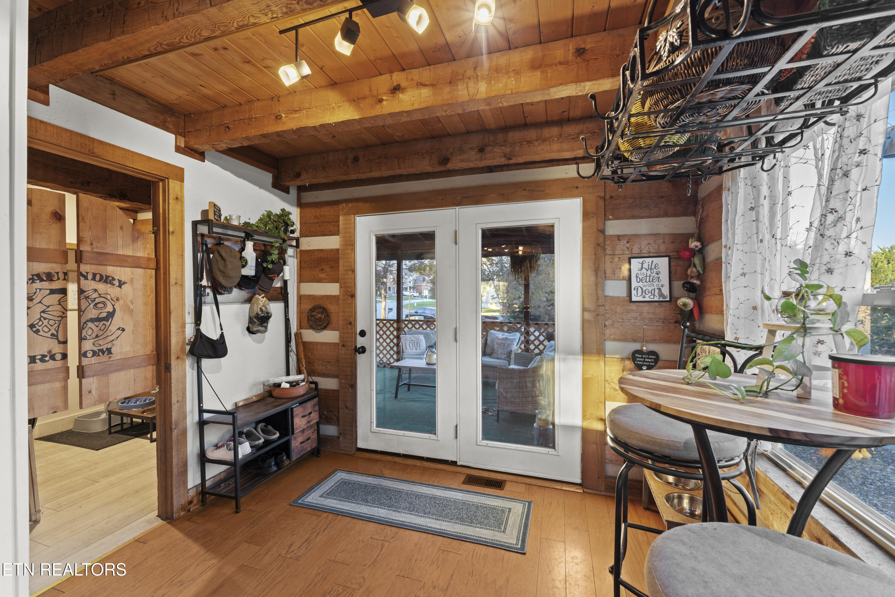 Knoxville, Tennessee, 37922, United States, 4 Bedrooms Bedrooms, ,4 BathroomsBathrooms,Residential,For Sale,1977894