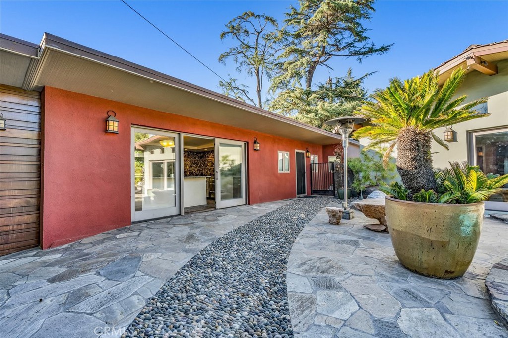 San Marino, California, 91108, United States, 5 Bedrooms Bedrooms, ,6 BathroomsBathrooms,Residential,For Sale,1686890