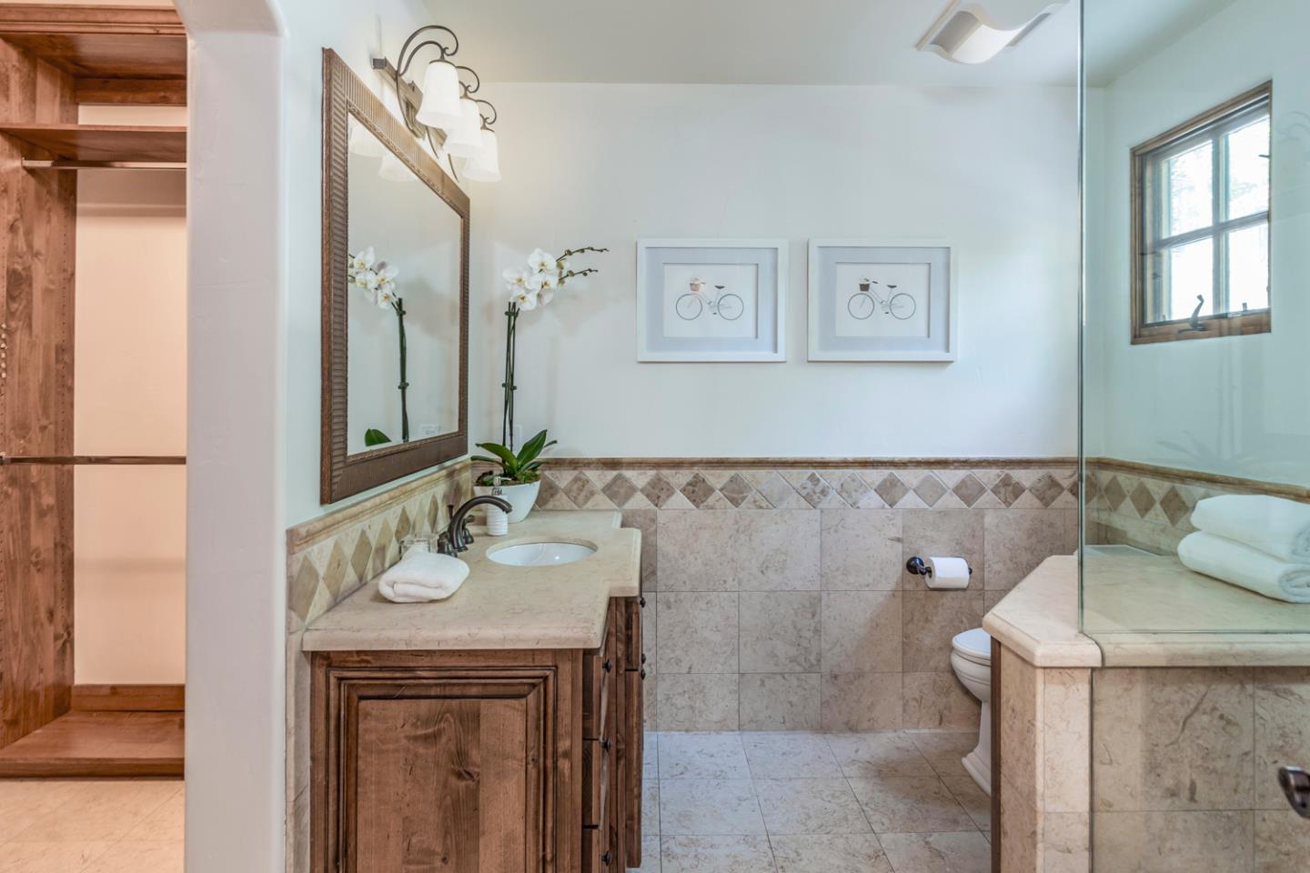Menlo Park, California, 94025, United States, 5 Bedrooms Bedrooms, ,7 BathroomsBathrooms,Residential,For Sale,1941806