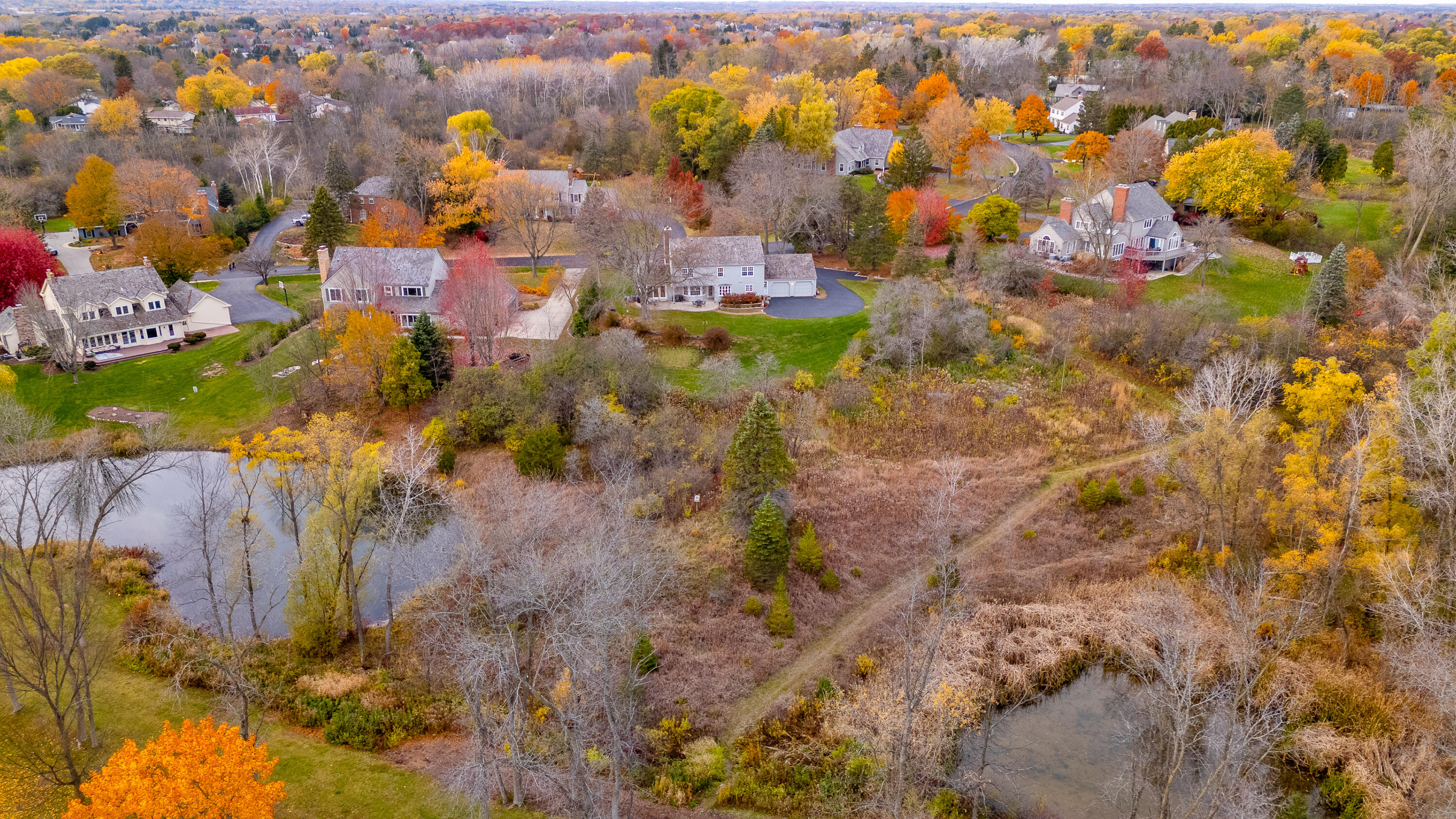 Mequon, Wisconsin, 53092, United States, 4 Bedrooms Bedrooms, ,3 BathroomsBathrooms,Residential,For Sale,1989588