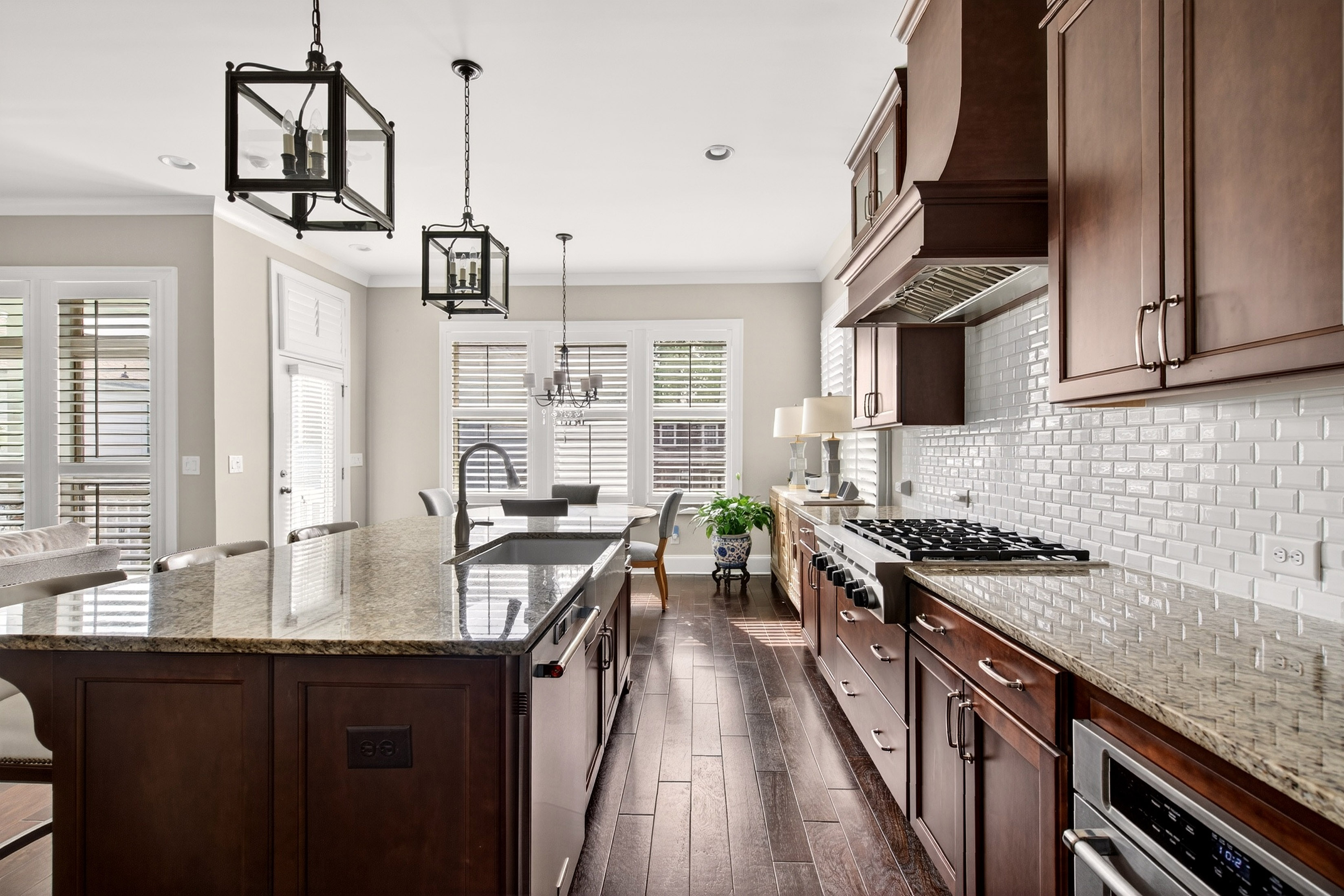  Effortless Elevated Living in the Heart of Sandy Springs - 物件實景
