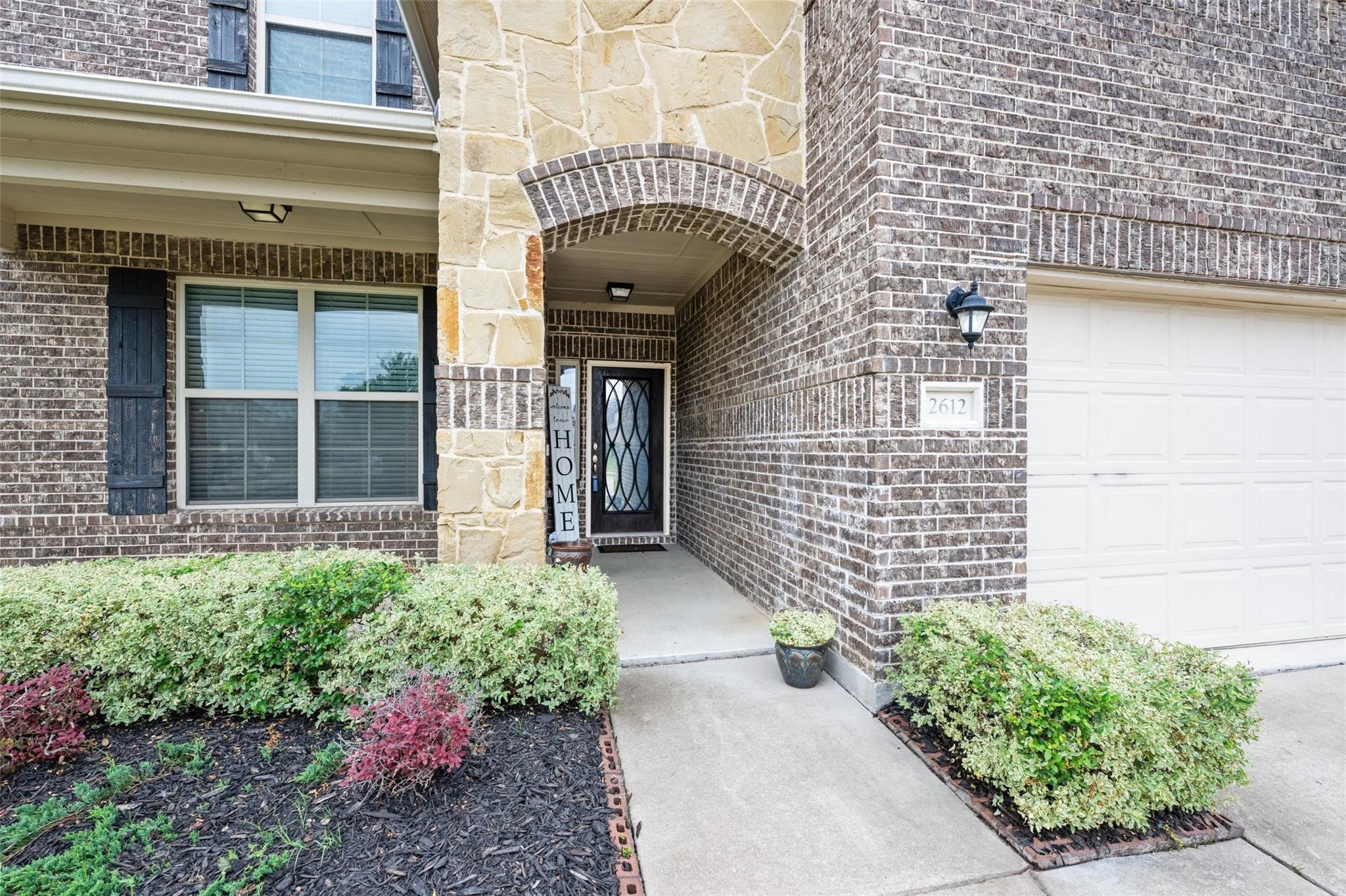 Little Elm, Texas, 75068, United States, 5 Bedrooms Bedrooms, ,4 BathroomsBathrooms,Residential,For Sale,1971271