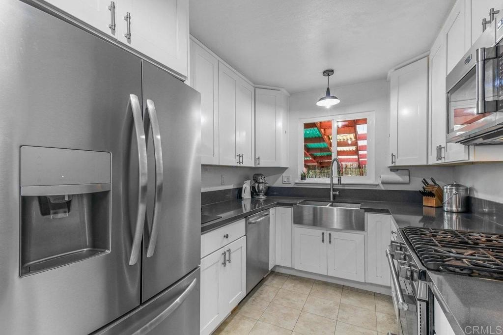 San Diego, California, 92120, United States, 3 Bedrooms Bedrooms, ,1 BathroomBathrooms,Residential,For Sale,1838210