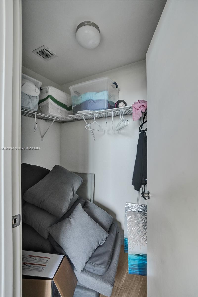 999 SW 1st Ave Unit 1807, Miami, Florida, 33130, United States, 2 Bedrooms Bedrooms, ,2 BathroomsBathrooms,Residential,For Sale,999 SW 1st Ave Unit 1807,1632303