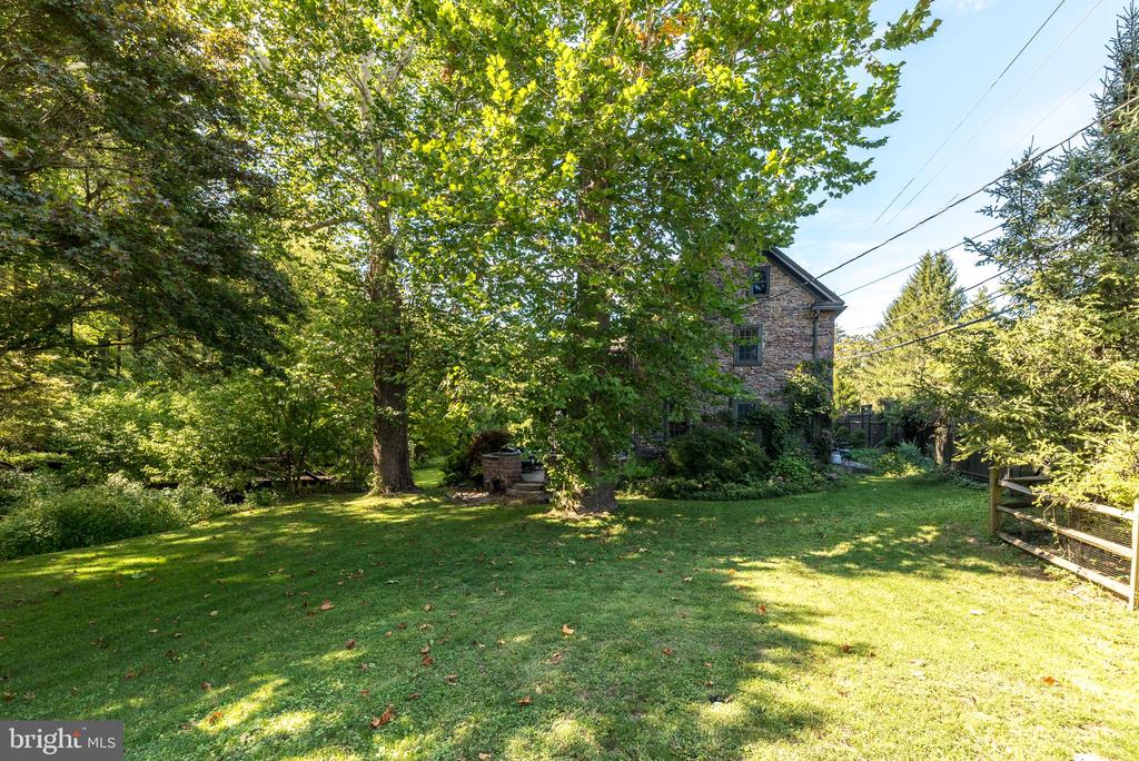 Ottsville, Pennsylvania, 18942, United States, 3 Bedrooms Bedrooms, ,3 BathroomsBathrooms,Residential,For Sale,1950550