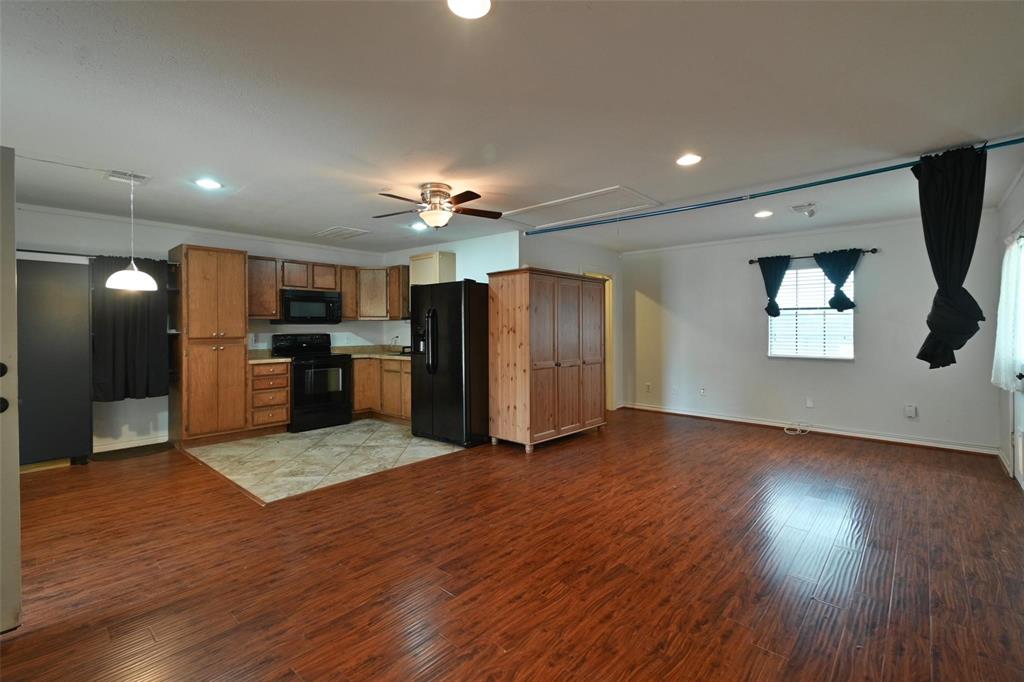 Forney, Texas, 75126, United States, 4 Bedrooms Bedrooms, ,2 BathroomsBathrooms,Residential,For Sale,1976991