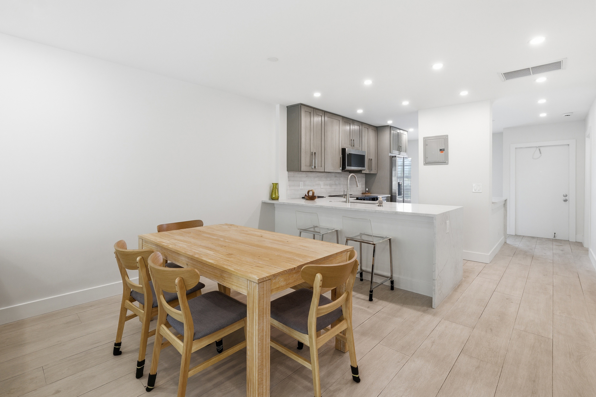  1011 Flame Vine Ave #203 - 物件實景