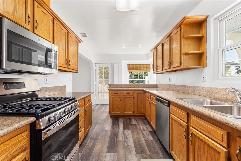 Whittier, California, 90603, United States, 4 Bedrooms Bedrooms, ,3 BathroomsBathrooms,Residential,For Sale,1943921