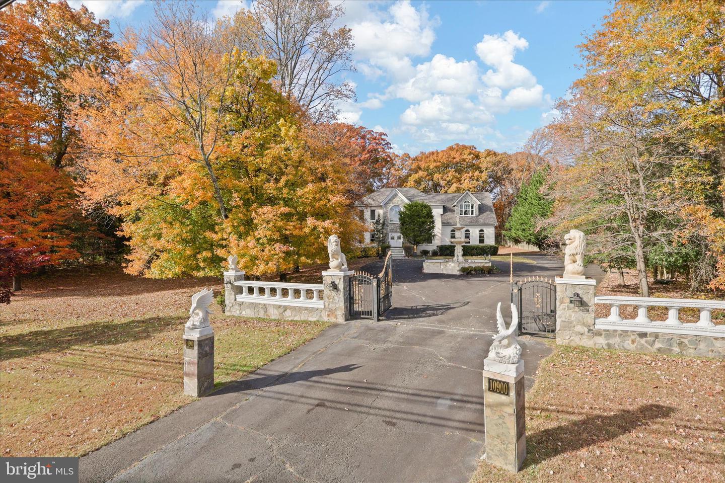 Reston, Virginia, 20190, United States, 6 Bedrooms Bedrooms, ,6 BathroomsBathrooms,Residential,For Sale,1987632