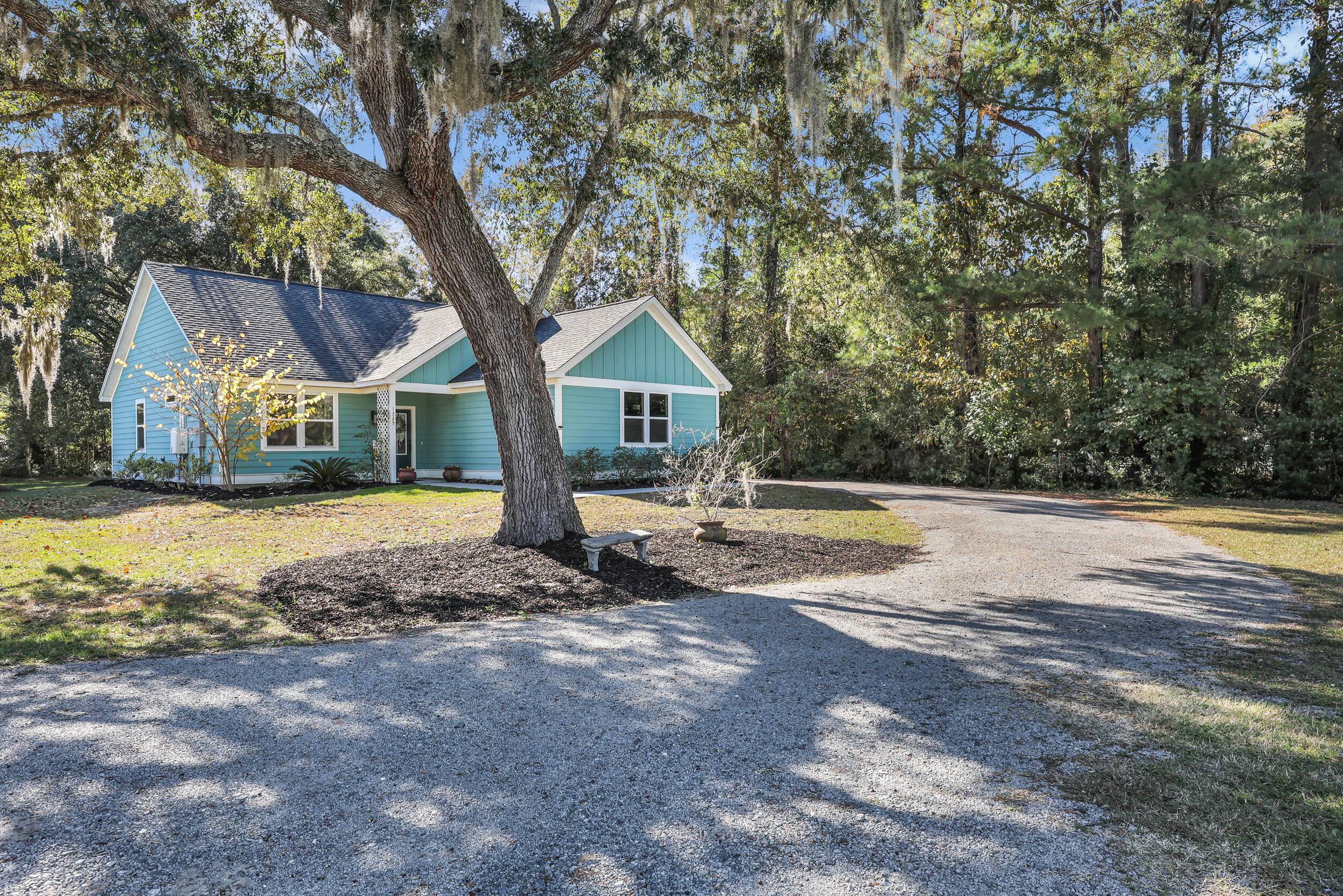 Mount Pleasant, South Carolina, 29466, United States, 3 Bedrooms Bedrooms, ,2 BathroomsBathrooms,Residential,For Sale,1992922