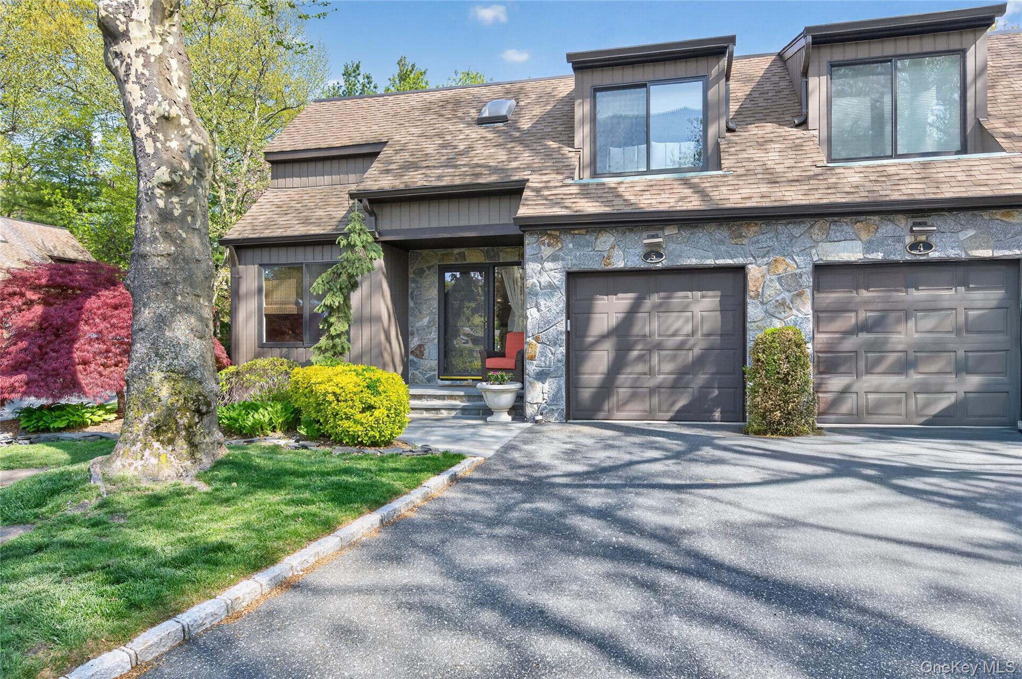  5 Pony Circle, Roslyn Heights, NY, 11577 - 物件實景