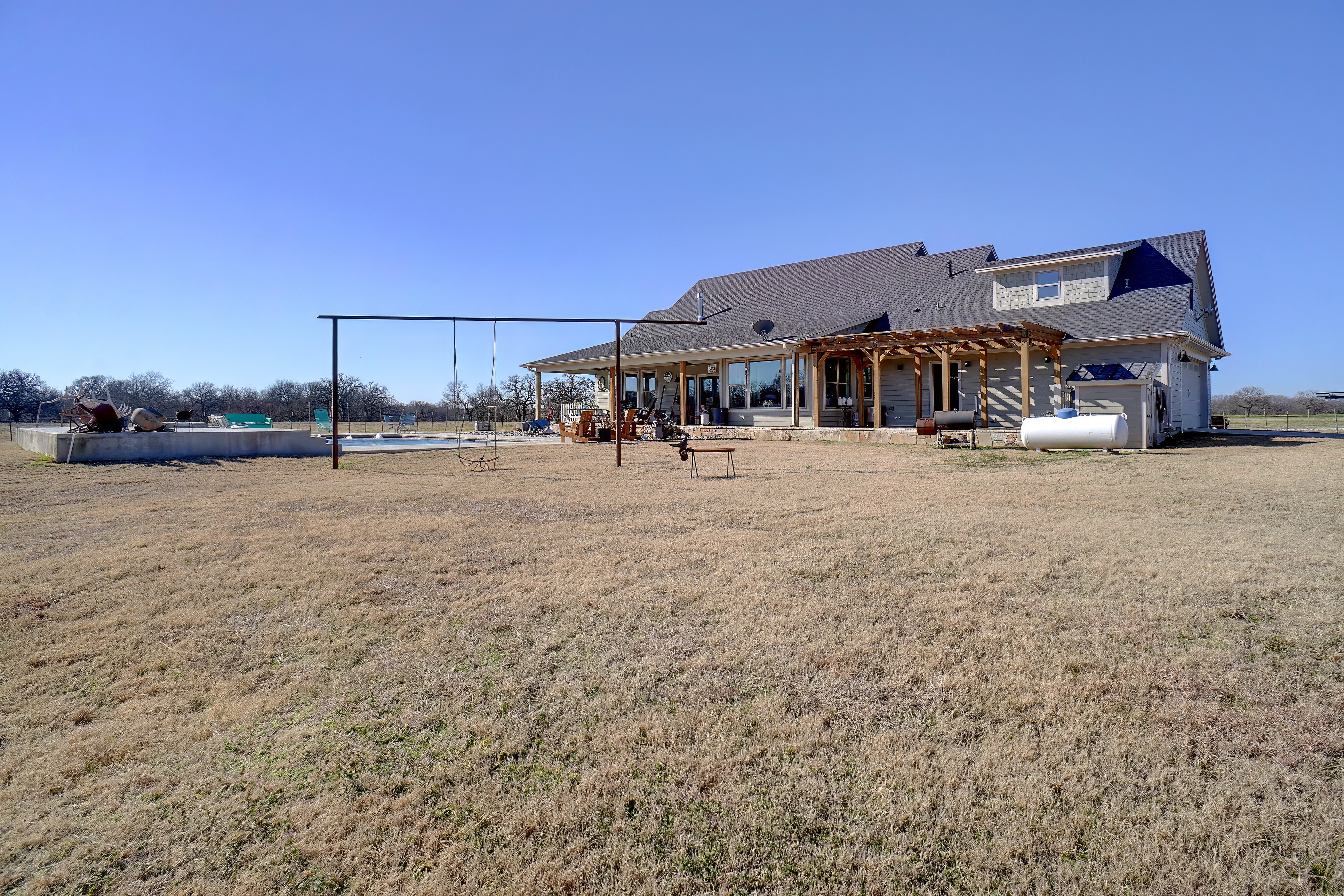 Bridgeport, Texas, 76426, United States, 4 Bedrooms Bedrooms, ,3 BathroomsBathrooms,Residential,For Sale,1701236
