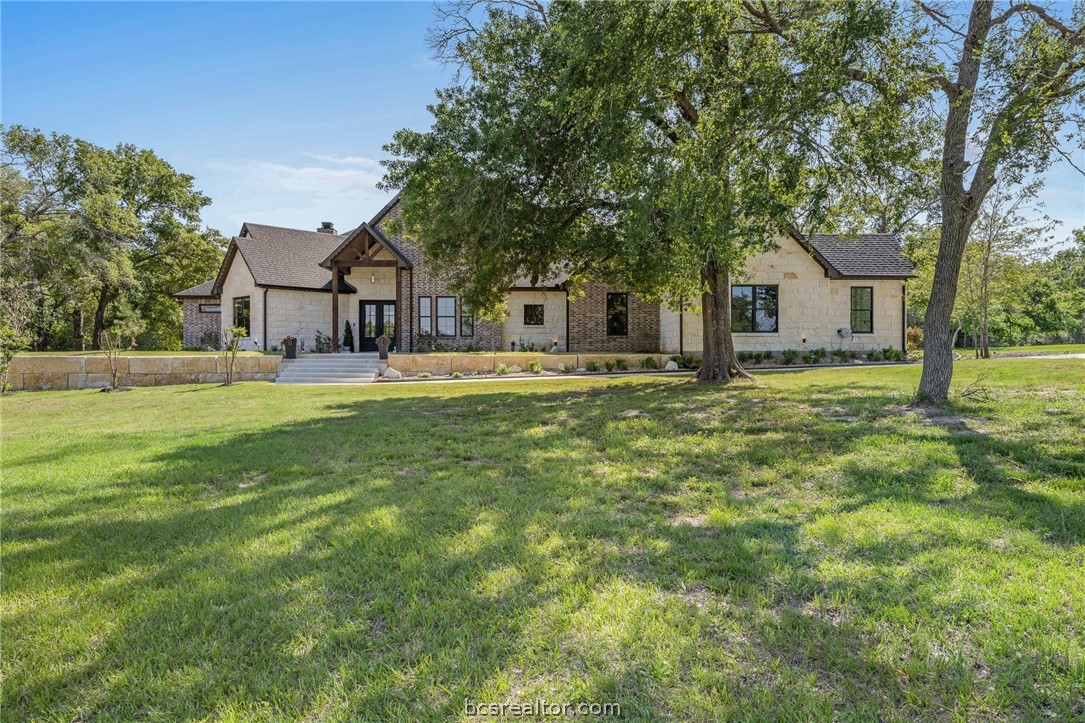 Iola, Texas, 77861, United States, 4 Bedrooms Bedrooms, ,5 BathroomsBathrooms,Residential,For Sale,2026143