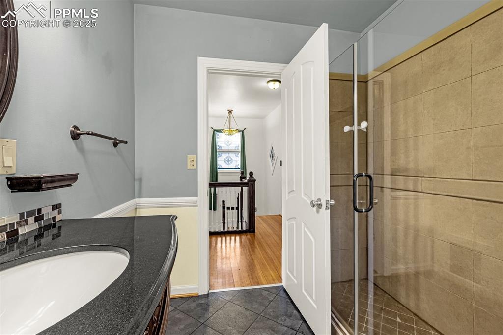 Colorado Springs, Colorado, 80903, United States, 3 Bedrooms Bedrooms, ,2 BathroomsBathrooms,Residential,For Sale,1949887